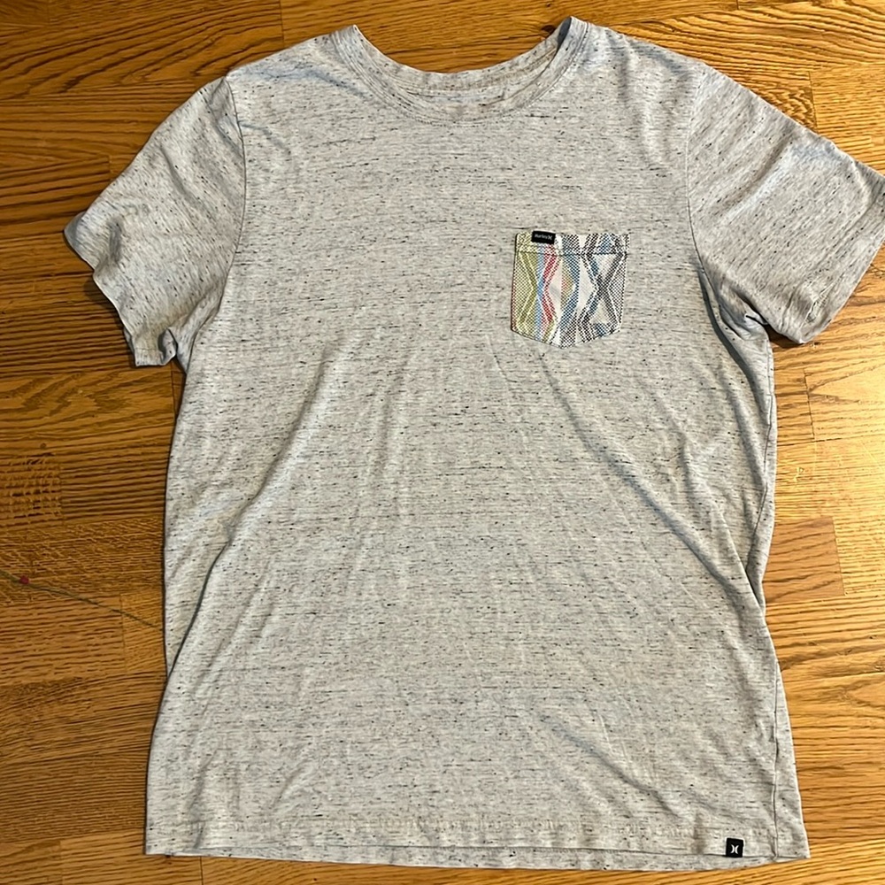Men’s Hurley Gray Tribe pocket Tee Shirt Sz M